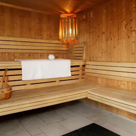 Domaine Des Reines C10 By Interhome * ננדה